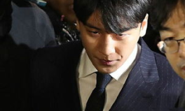 娱乐圈工作人员吃瓜,娱乐圈工作人员的“瓜田”奇遇记